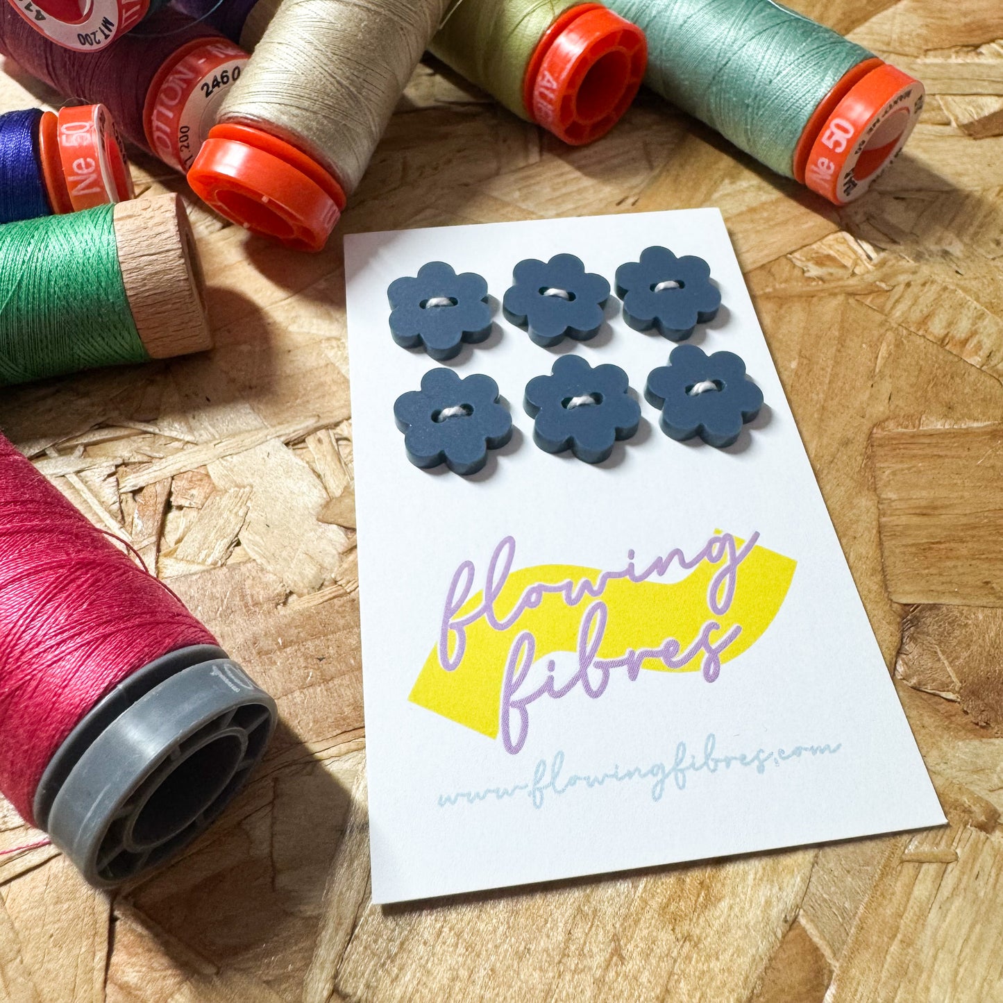 Denim Blue Daisy Buttons - 15mm