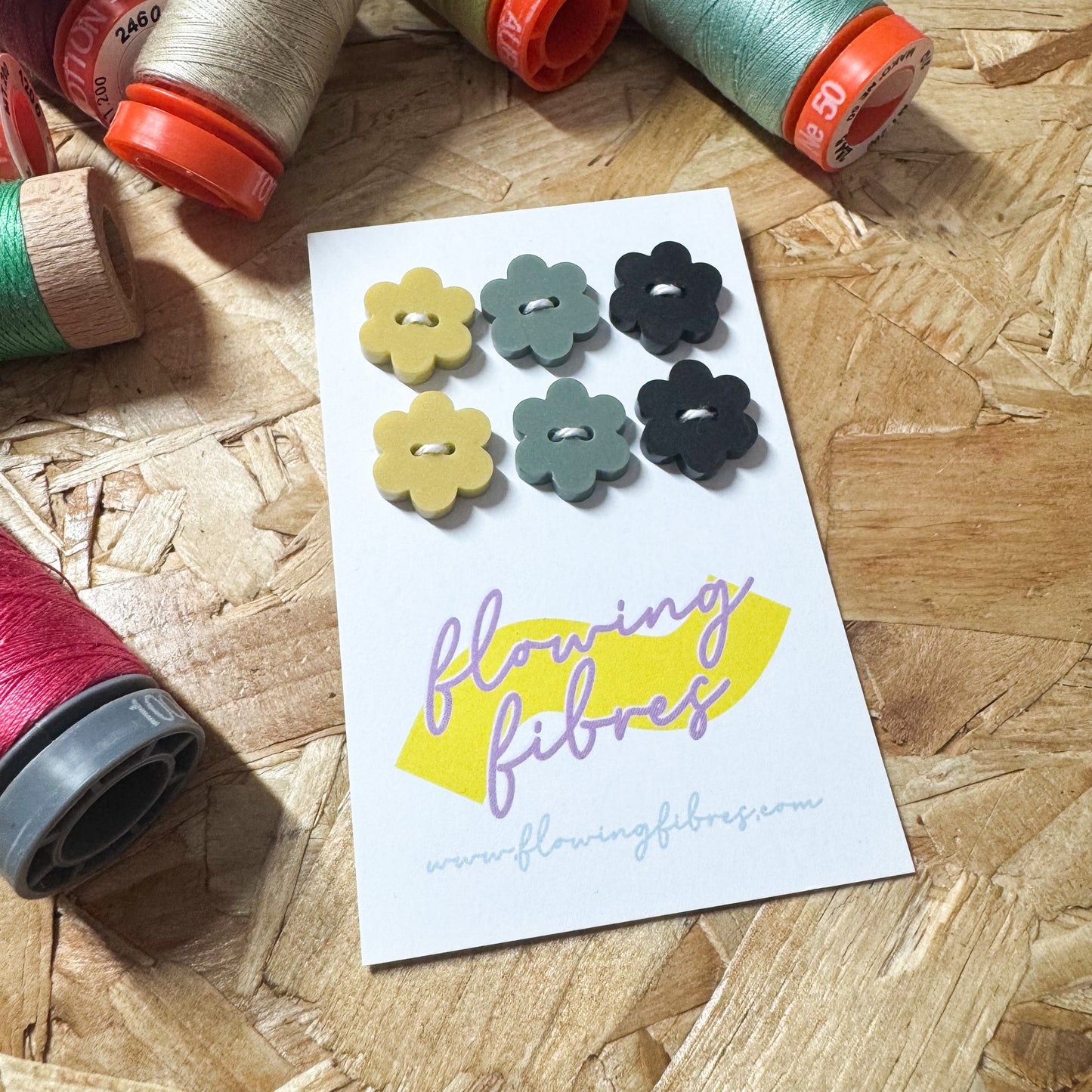 Mustard Khaki Black Daisy Buttons - 15mm