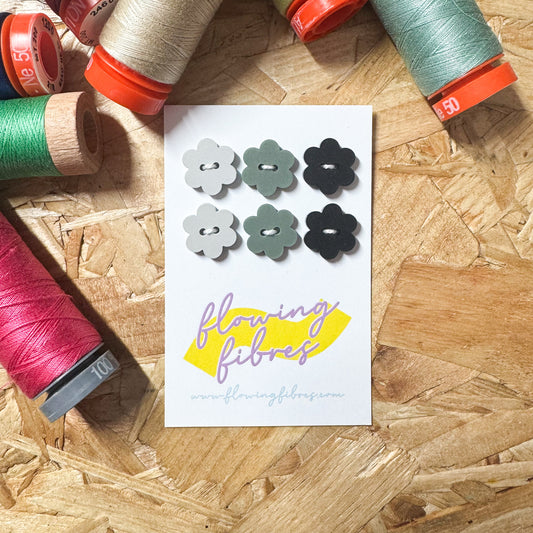 Grey Khaki Black Daisy Buttons - 15mm